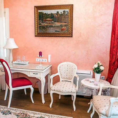 Swan Lake Hotel - Adult Only Селемие Экстерьер фото
